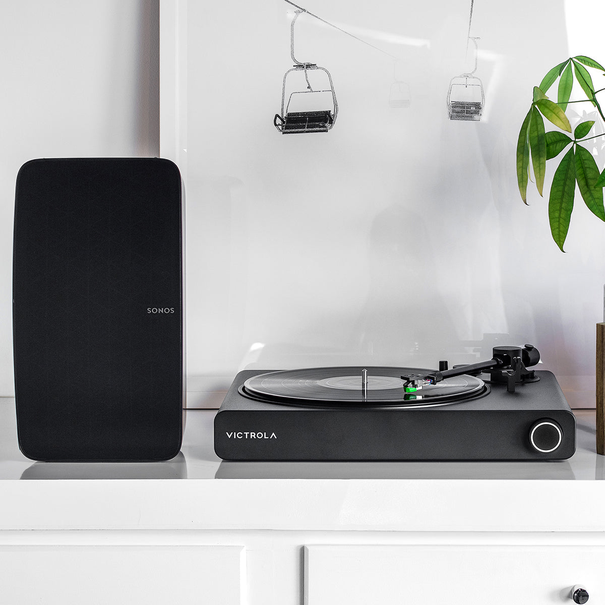 Stream Onyx WiFi and Bluetooth Turntable (Works with Sonos)