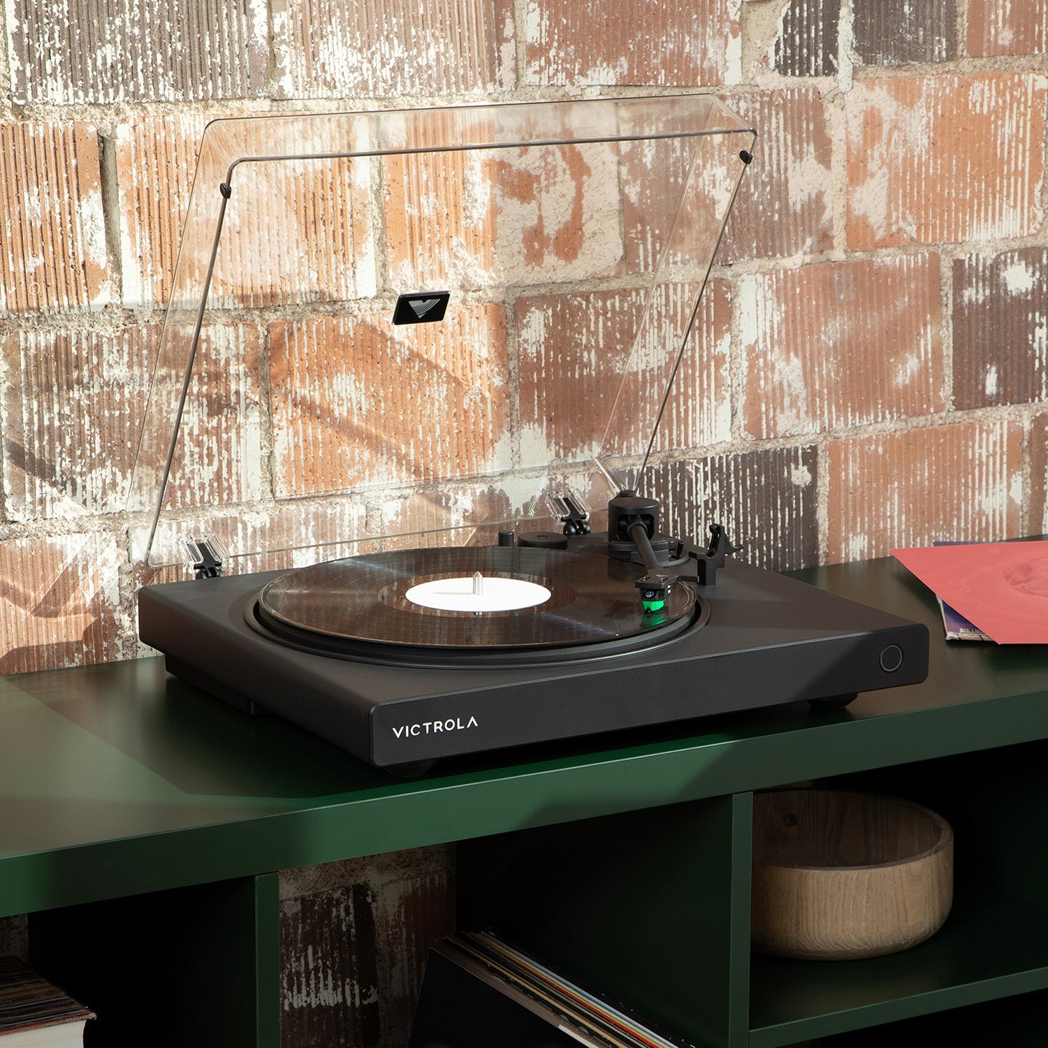 Wave Bluetooth Turntable with Auracast
