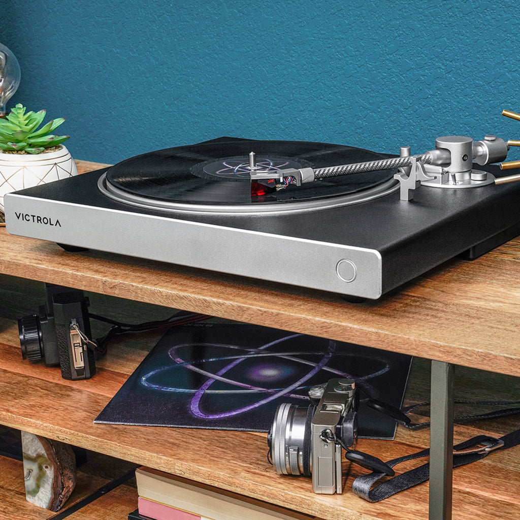 Hi-Res Carbon Bluetooth Turntable