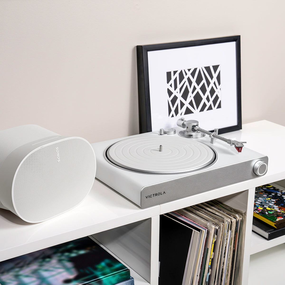 Stream Pearl WiFi and Bluetooth Turntable (Works with Sonos)